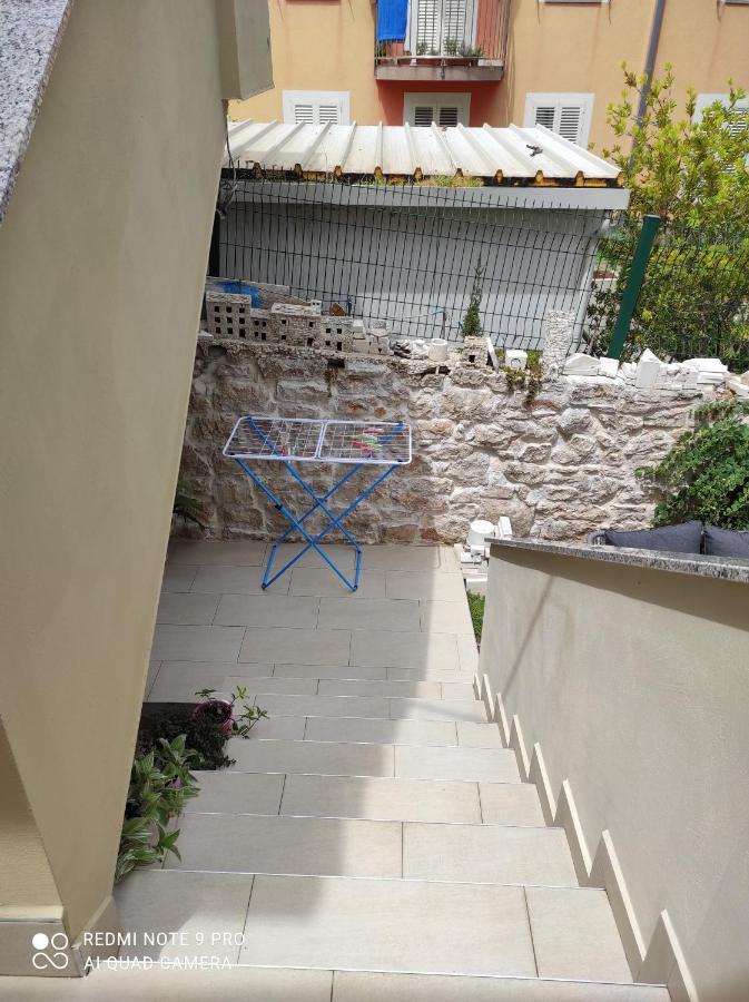 Podvrsina1A Rosa Villa Preko Buitenkant foto